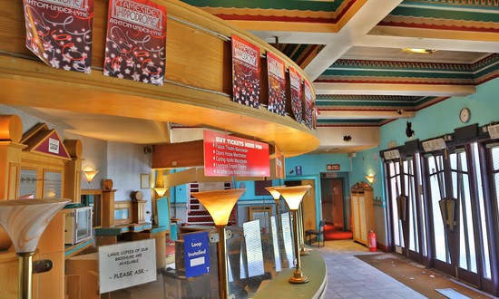 Tameside Hippodrome entrance