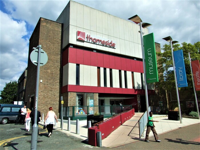 Exterior of Thameside Theatre, Grays.