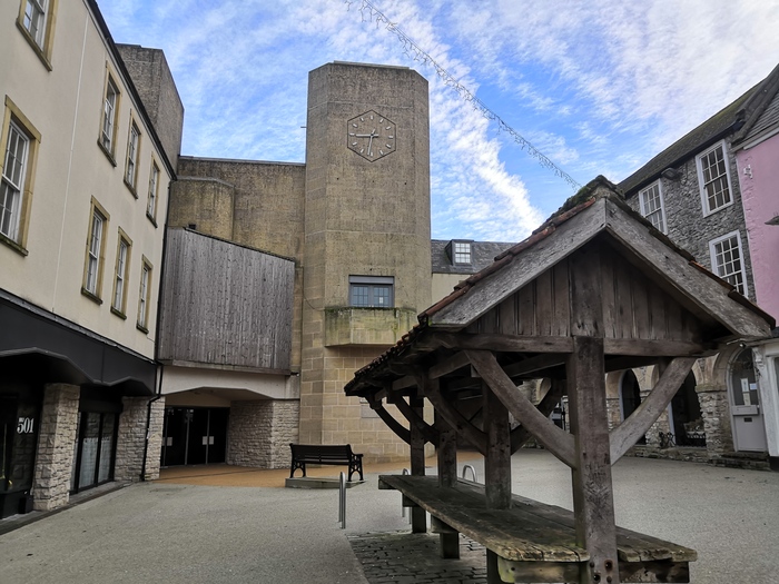Courtyard of Market Place, showing the entrance to the Amulet back right.