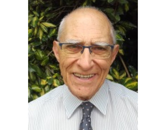 Headshot of Mike Sell
