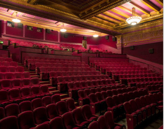 Carlton interior