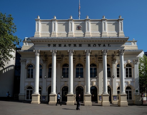 Nottingham Theatre Royal c Ian Grundy 