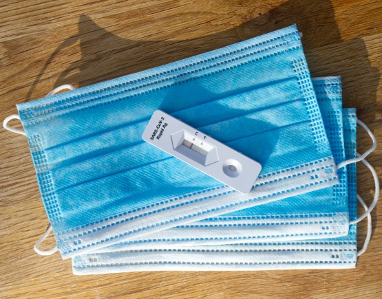 Face masks and Covid test