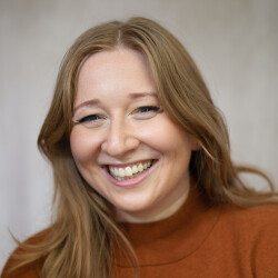 Headshot of Laura Wootten