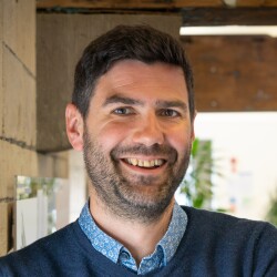 Andrew Wylie headshot
