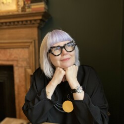 Nicola Walls headshot